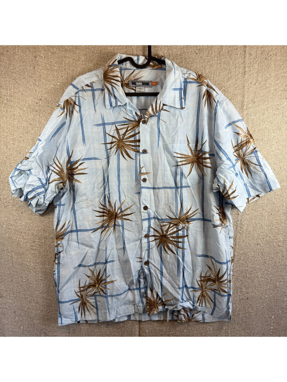 *FLAW Mens Sz Large Quiksilver Edition Comfort Fit Multicolor Button Up Shirt